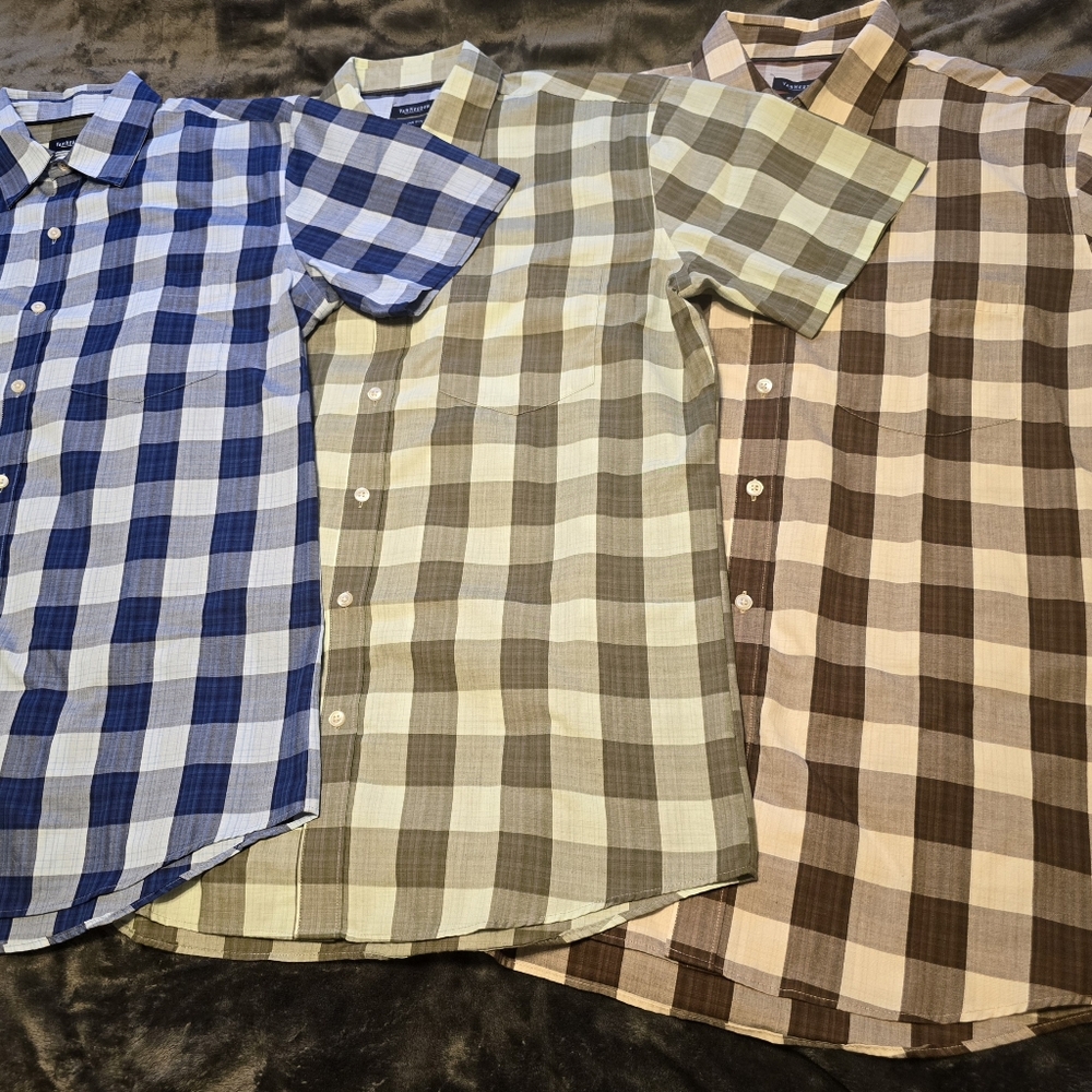 3 Mens Van Heusen Slim Fit Short Sleeve Button Down Shirts